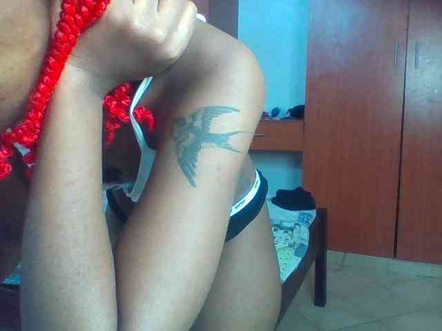 Hot_Mess webcam