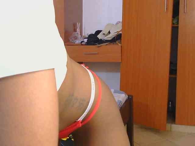Hot_Mess webcam