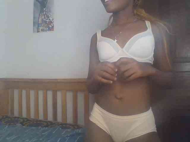 Hot_Mess webcam