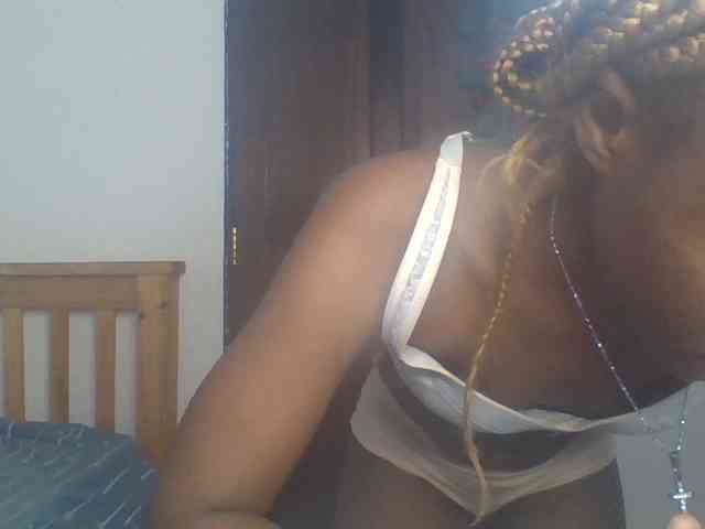 Hot_Mess webcam