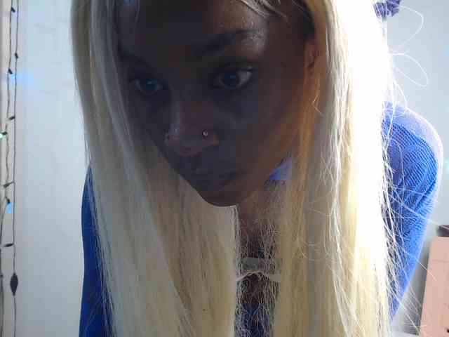 Hot_Mess webcam
