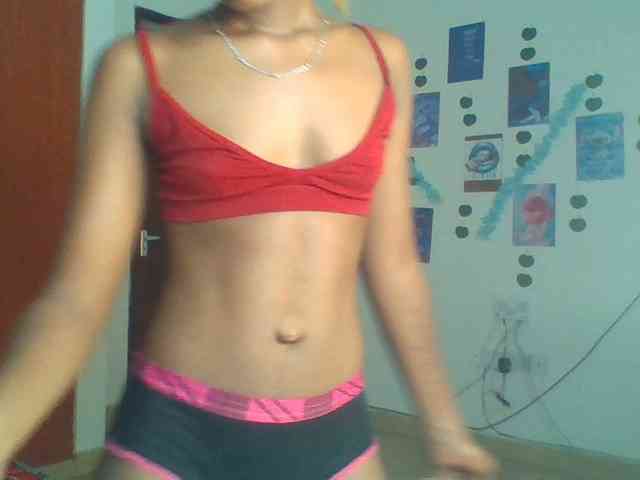 Hot_Mess webcam