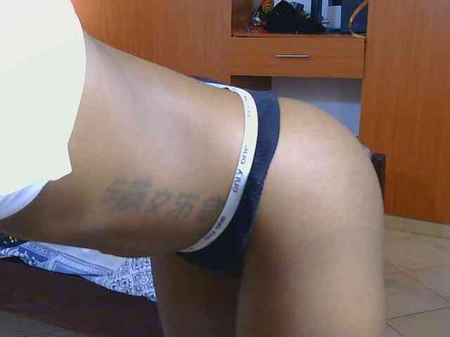 Hot_Mess webcam