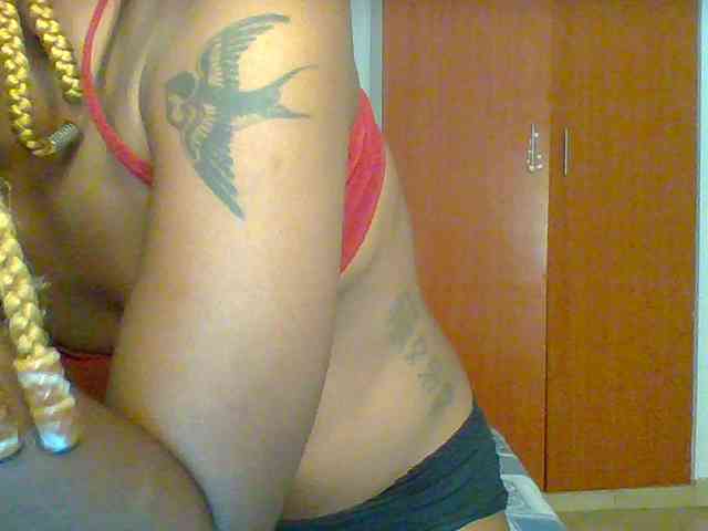 Hot_Mess webcam