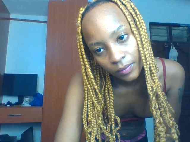 Model: Hot_Mess