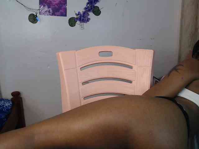 Hot_Mess webcam