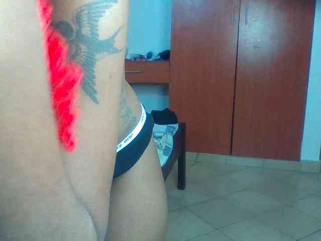 Hot_Mess webcam
