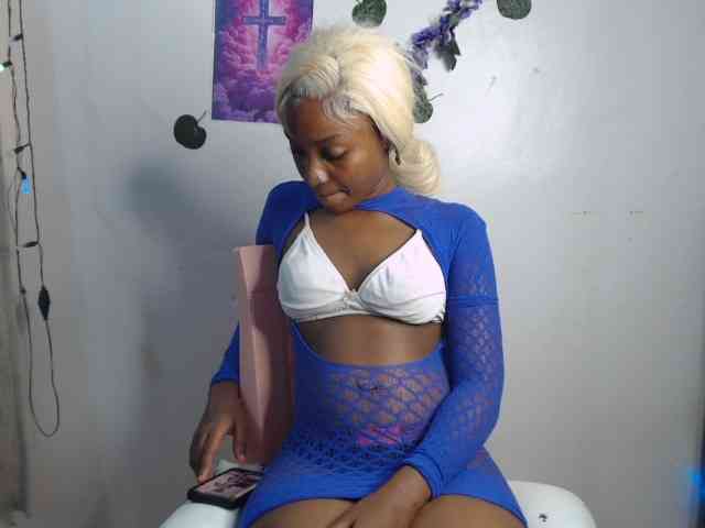 Hot_Mess webcam