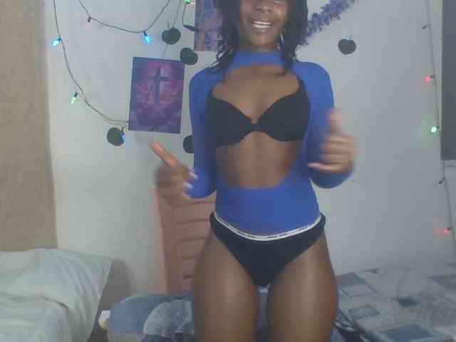 Hot_Mess webcam