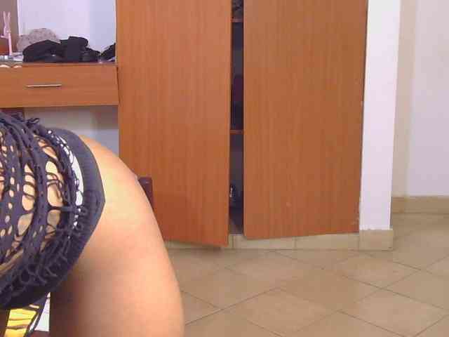 Hot_Mess webcam