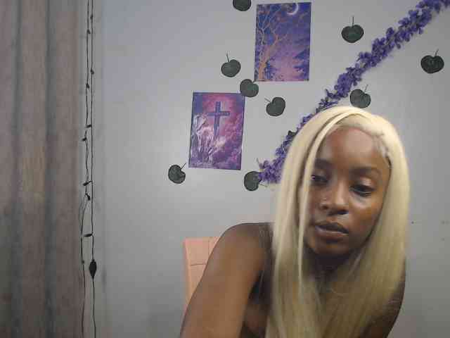Hot_Mess webcam