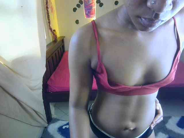 Hot_Mess webcam
