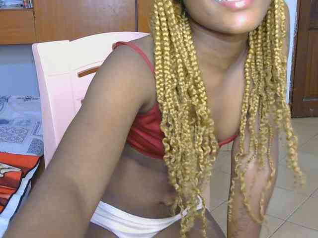 Hot_Mess webcam