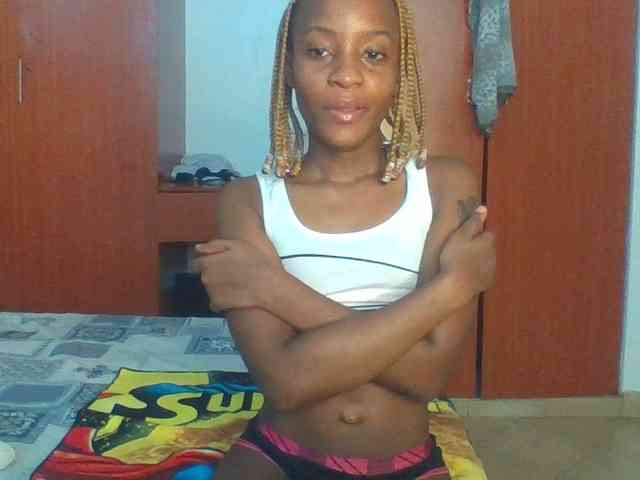 Hot_Mess webcam