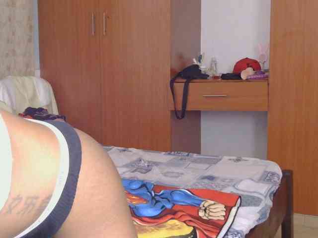 Hot_Mess webcam