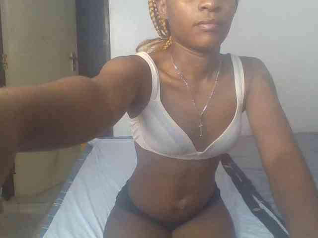 Hot_Mess webcam
