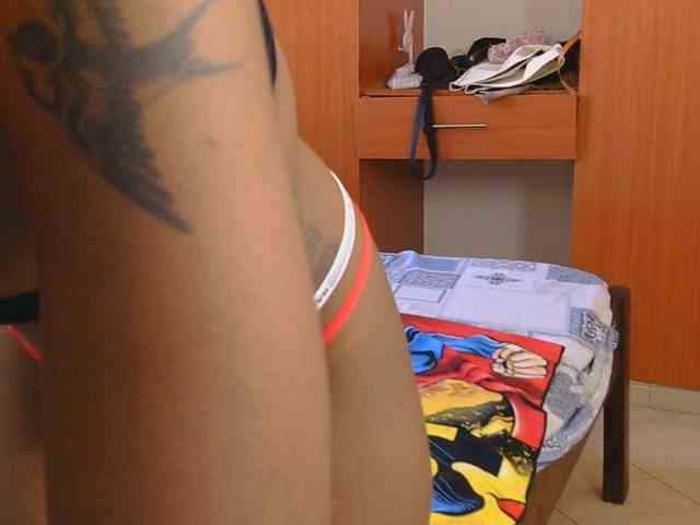 Hot_Mess webcam