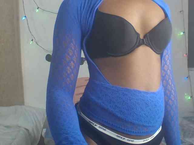Hot_Mess webcam