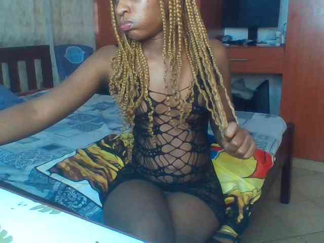 Hot_Mess webcam