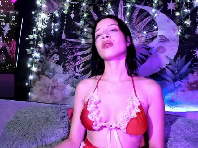 LaxiViolet, live now on BongaCams