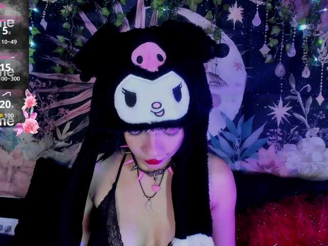 LaxiViolet live cam on BongaCams