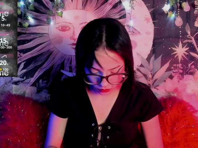 LaxiViolet live webcam show