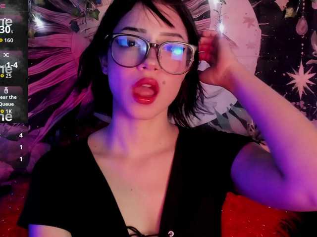 LaxiViolet live webcam show