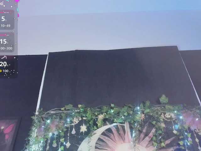 LaxiViolet live cam on BongaCams
