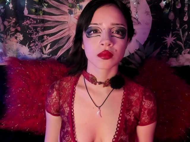LaxiViolet live webcam show