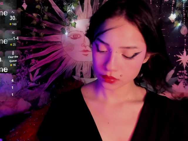 LaxiViolet live webcam show