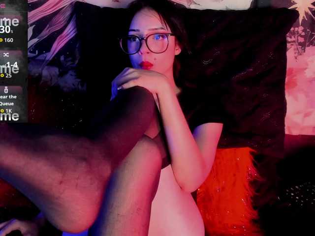 LaxiViolet live cam on BongaCams