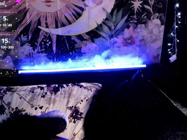 LaxiViolet live cam on BongaCams