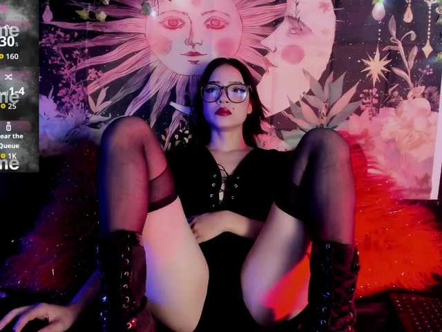 LaxiViolet live webcam show