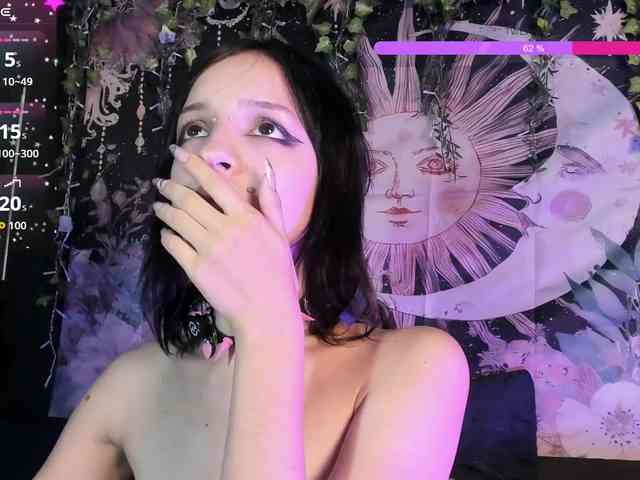 LaxiViolet webcam