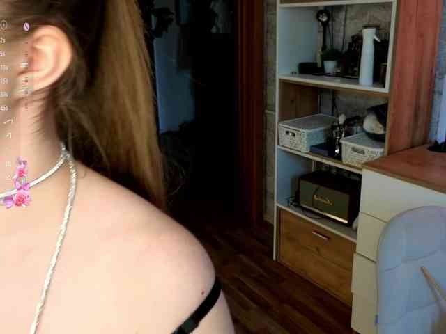 Mẫu này đang trực tiếp. Sonyamurrr
