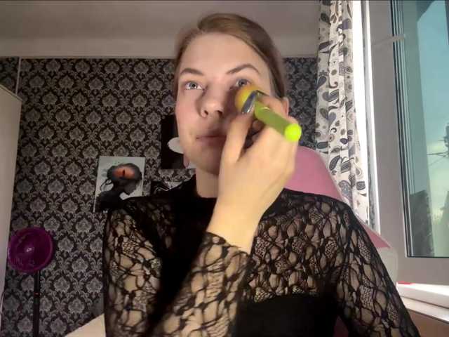 NikiMile Live Cam and Statistics on UnifiedCams