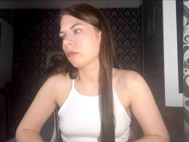 NikiMile webcam