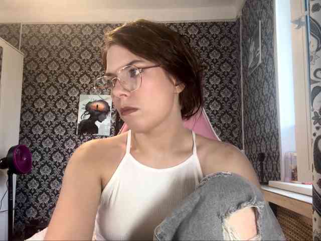 NikiMile webcam