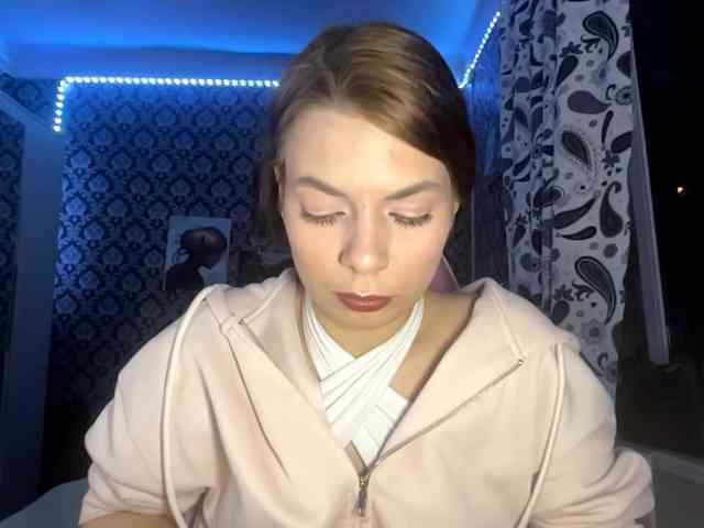NikiMile webcam