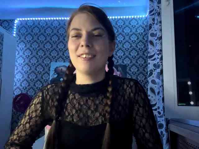 NikiMile webcam
