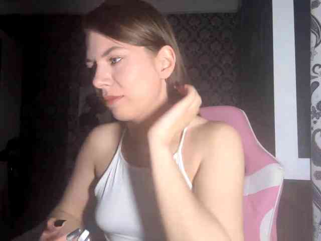NikiMile webcam