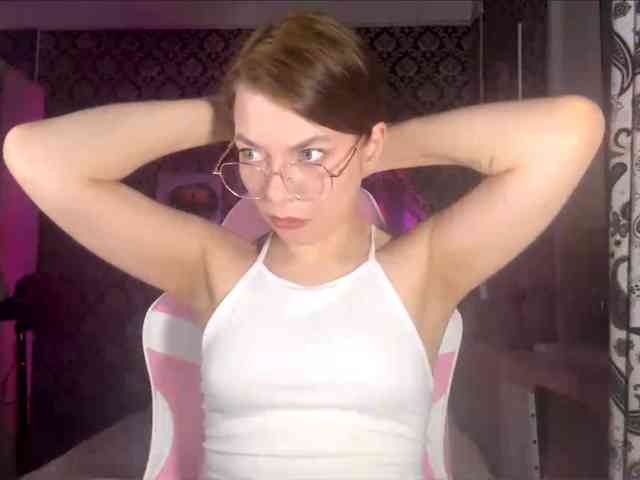NikiMile webcam