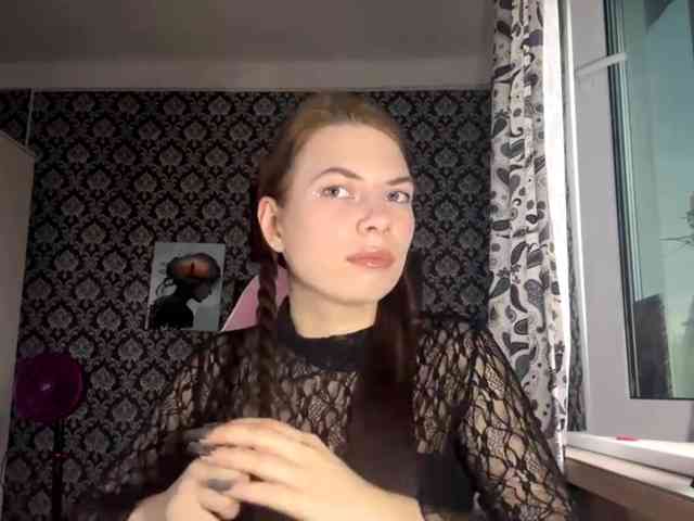 NikiMile webcam