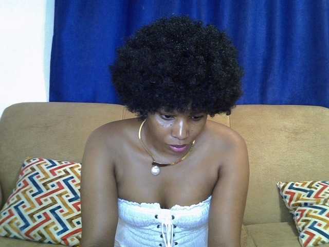 Prettydo live cam on BongaCams