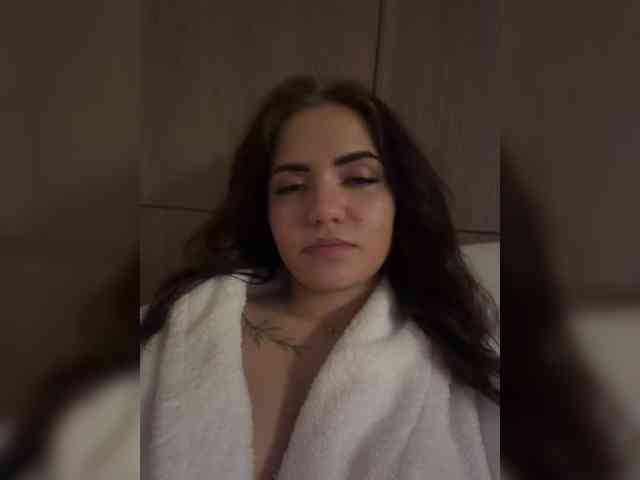 Madamyazel webcam