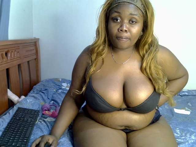 Sexxysue1 live webcam show