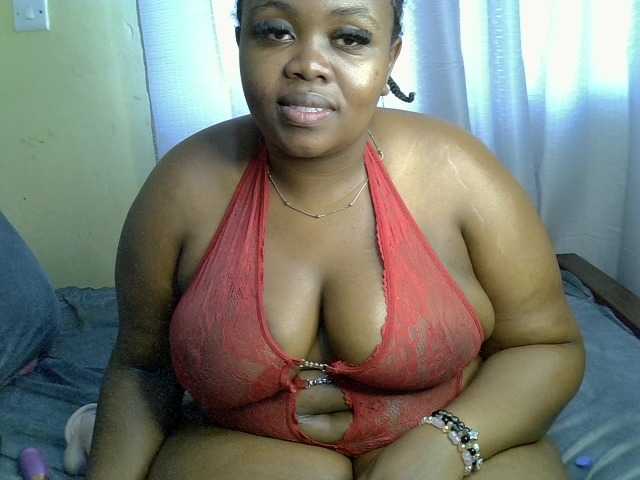 Sexxysue1 live cam on BongaCams