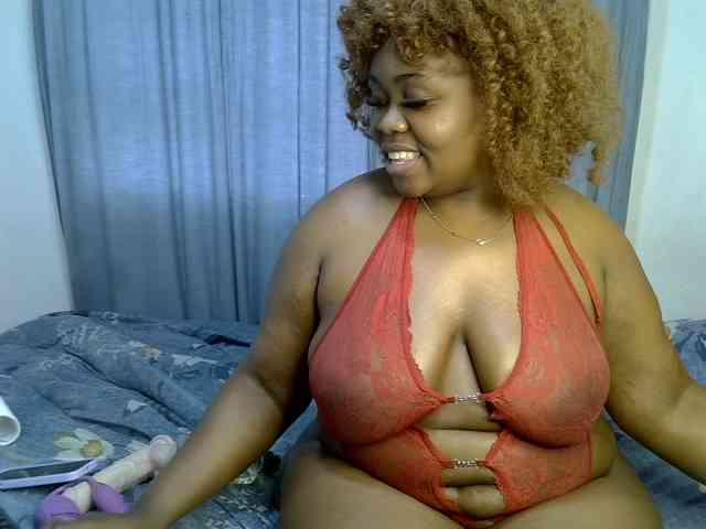 Sexxysue1 Live Webcam on BongaCams