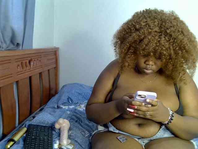 Sexxysue1 webcam