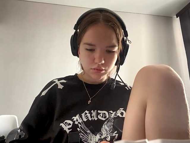 OdeliaBroomhead live cam on BongaCams